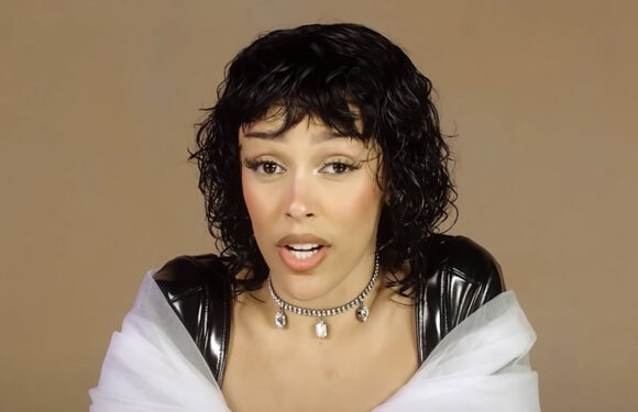 Doja Cat Has Lost HOW MANY FOLLOWERS?!? Whoa!