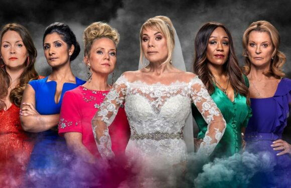 EastEnders confirms new link between two Christmas murder suspects