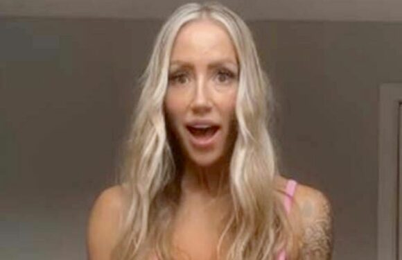 Hot mum admits to being naughty as she ditches unitard for teeny bikini