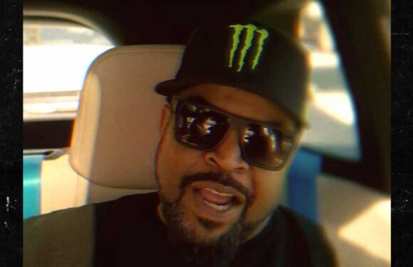 Ice Cube Calls Out Barack Obama, Tells Tucker Carlson 'Nothing Changed'