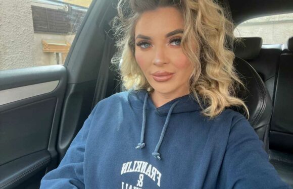 I'm a mum-of-4 and I was struggling on Universal Credit – now I make £10k-a-month from my side hustle & I bought a house | The Sun