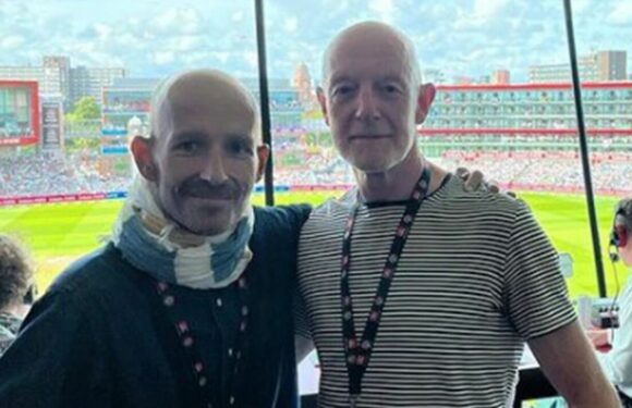 Jonnie Irwin flooded with support after knackering day during cancer battle