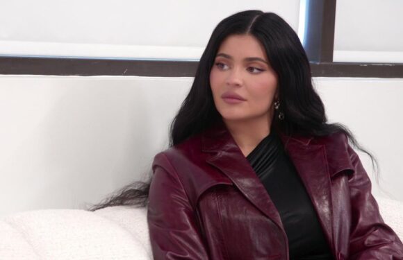 Kylie Jenner Says Aggressive Paparazzi "Violated" Her as a Teen, Took a Photo Up Her Skirt