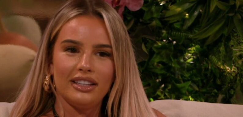 Love Islands Ella B suffers hair blunder as fans moan no one is real in there