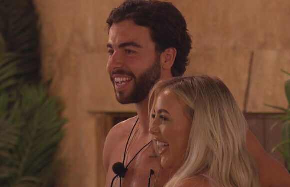 Love Island’s Sammy and Jess on the rocks as family share reservations