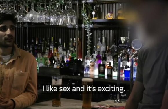 Male escort, 21, has unprotected sex with women while husbands watch
