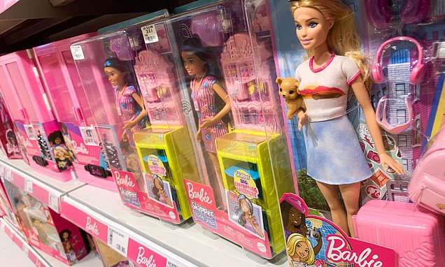 Mattel accused of reinforcing gender stereotypes by giving away dolls