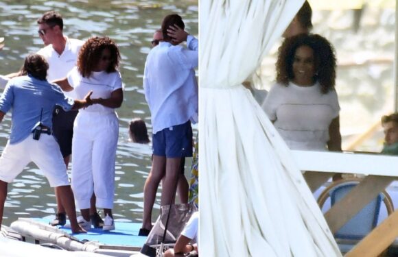 Oprah Winfrey displays slimmer figure after weight loss reset