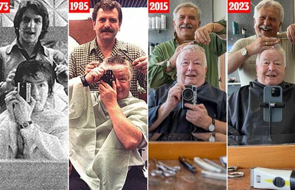 Photographer, 78, takes selfies at the barbershop since the 1970s