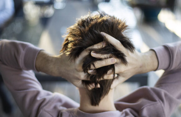 Psychologists raise alarm six months after Medicare sessions were slashed