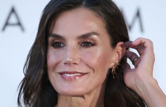 Queen Letizia channels Princess Kate’s Parisian style in chic black gown