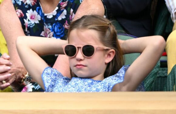 Royal fans ‘cannot handle’ Charlotte in new accessory as she is called iconic