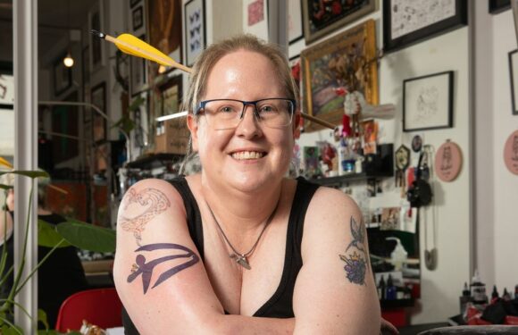 Strongbows biggest fan gets ink of iconic logo – only for brand to change it