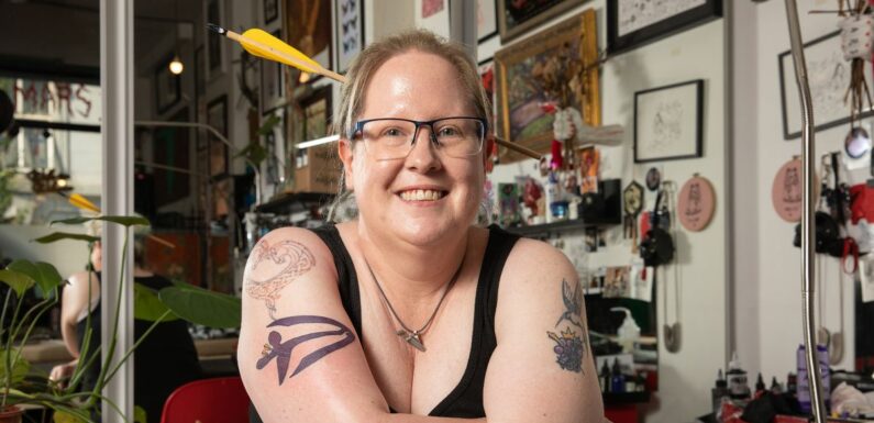 Strongbows biggest fan gets ink of iconic logo – only for brand to change it