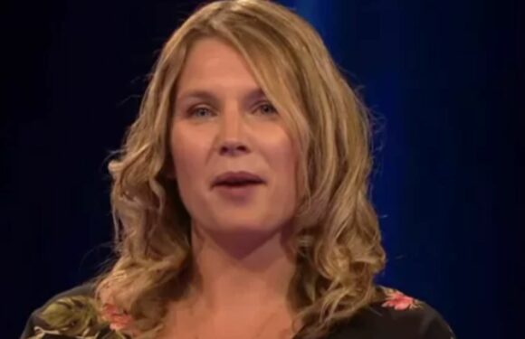 Tipping Point's 'most glamorous ever contestant' leaves fans screaming at the TV with her annoying habit – did you see? | The Sun