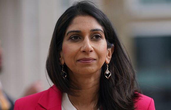 Using asylum hotels for lone children is not lawful, judge rules