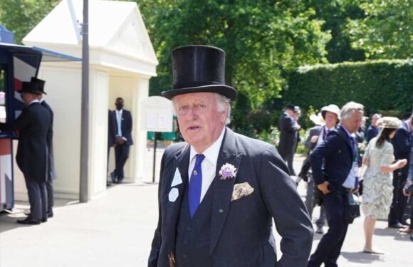 Who is Andrew Parker Bowles? | The Sun