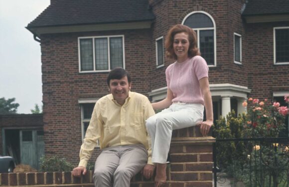 Who was Vince Hill's wife Annie Hill? | The Sun
