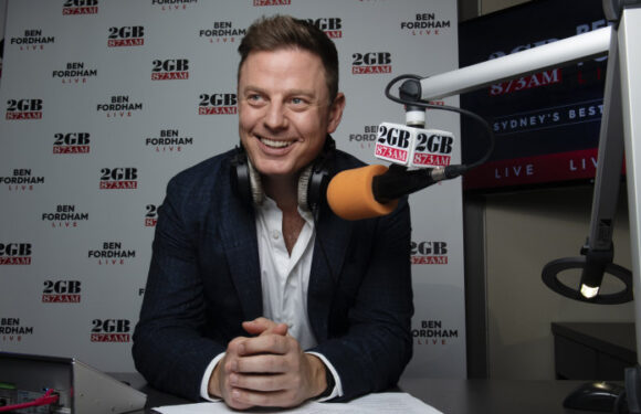 2GB and KIIS shed listeners but continue to hold top spots