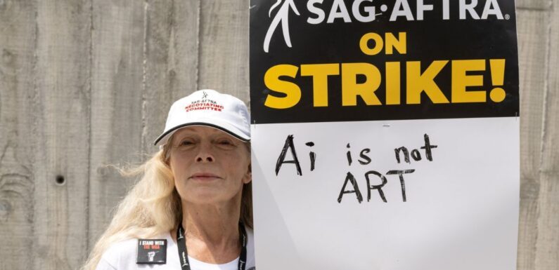 AI expert warns Hollywood needs to evolve fearing biggest danger of strikes