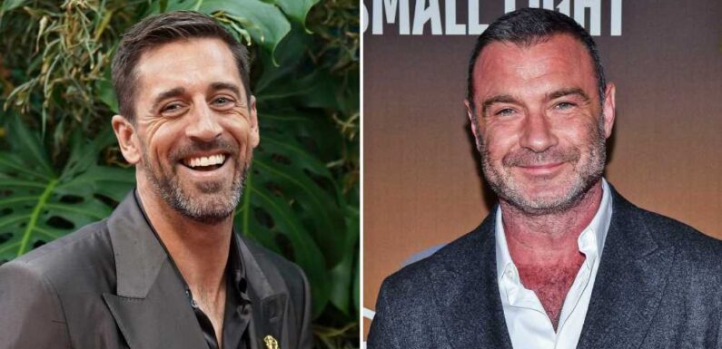 Aaron Rodgers Fangirls Over Liev Schreiber on ‘Hard Knocks’