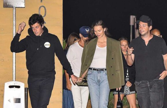 Austin Butler, Kaia Gerber Double Date With Karlie Kloss, Josh Kushner