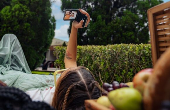 Brits miss out on memorable milestones – as they experience them through a phone