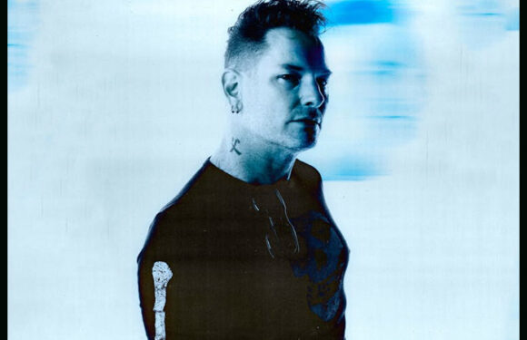 Corey Taylor Releases New Single 'Talk Sick'