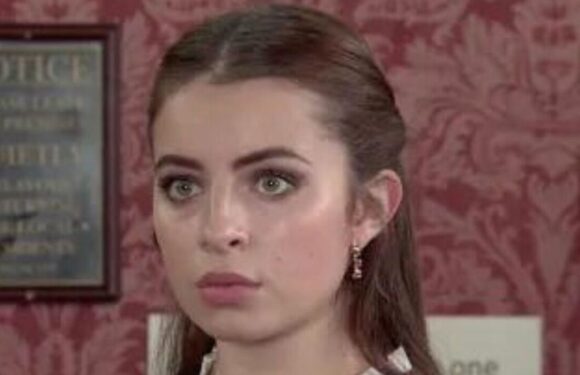 Coronation Street fans ‘work out’ dark path for Daisy Midgeley