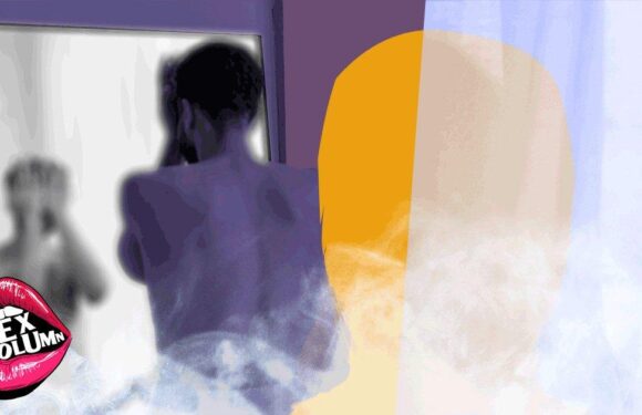 Dad's flirtatious girlfriend keeps 'accidentally' walking in on me naked