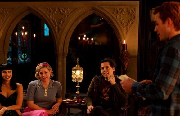 Did Riverdale’s Series Finale Just Confirm This Jughead Jones Theory?