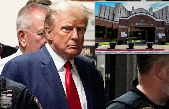 Donald Trump to turn himself in at the Fulton County jail on Thursday