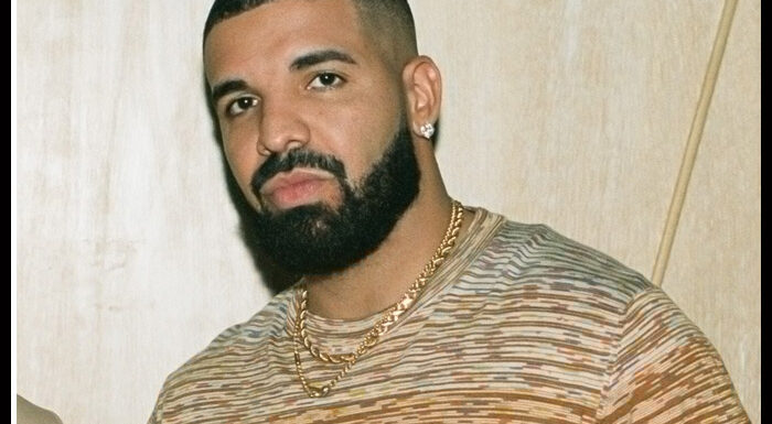 Drake Catches Poetry Book Thrown By Concertgoer