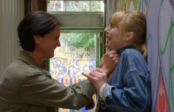 EastEnders fans floored as Eve brawls with twins killer in explosive scrap