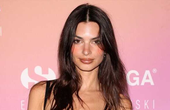 Emily Ratajkowski Wears Necklace With Son Sylvester’s Face On It