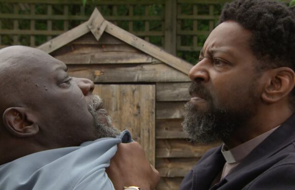 Emmerdale fans ‘figure out’ cruel Victor twist after shock death