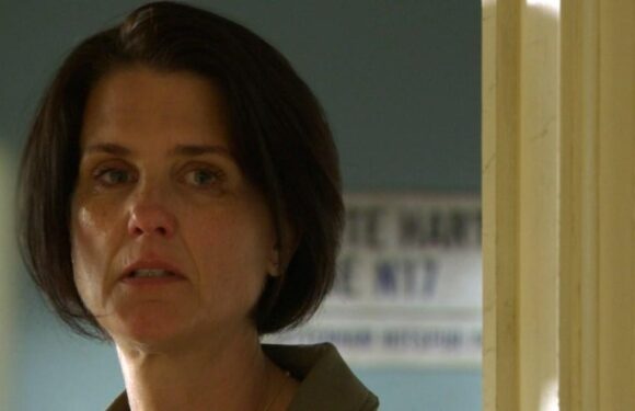 Eve trashes the house amid new discovery about her sister's death in EastEnders