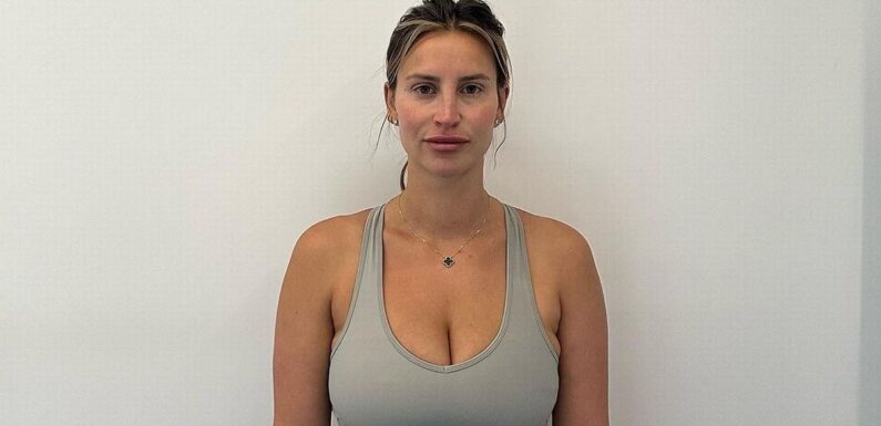 Ferne McCann praised for honesty as she shares ‘uncomfortable’ post-baby body pics
