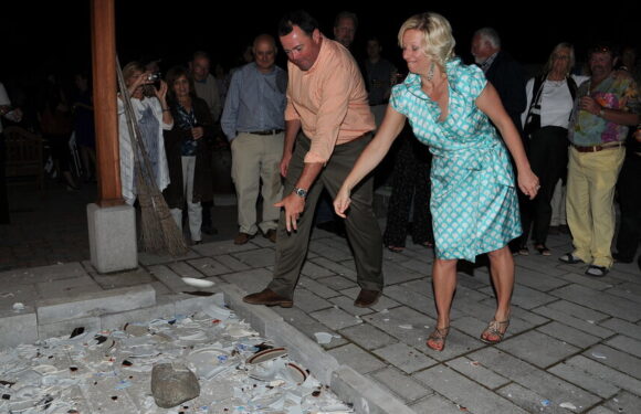 For Luck in Love, Couples Are Breaking Plates (On Purpose)