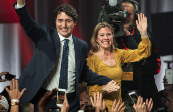 Going on holiday with your ex doesn’t have to be weird. Just ask the Trudeaus