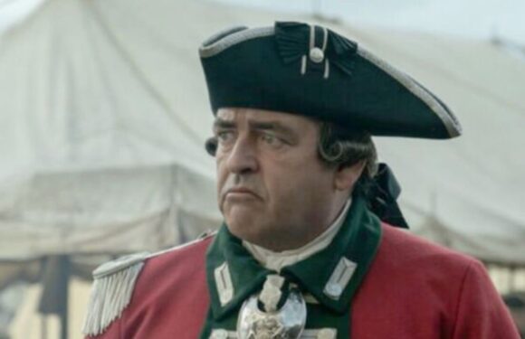 Heres a look at the link between Jamie Fraser and Simon Fraser in Outlander