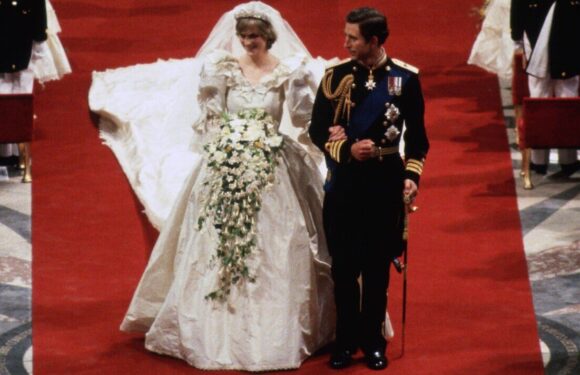 Hidden meaning behind Princess Dianas £50k wedding shoes that ‘had a low heel’