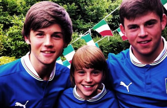 How Alessia Russo would 'run rings' around her teenage cousin at 10