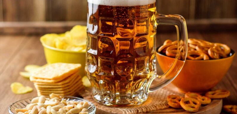 How your favourite pub snack could slash your risk of depression by 17% | The Sun