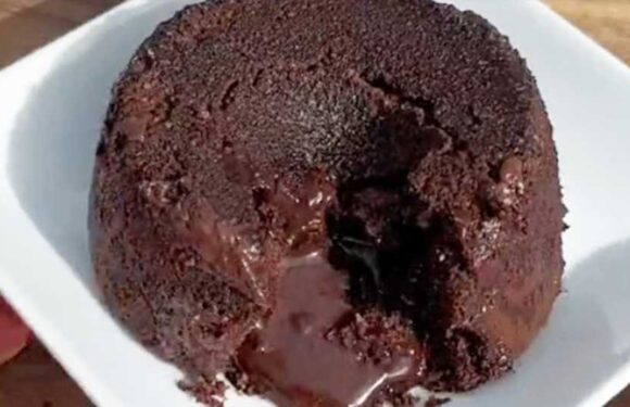 I lost 77 lbs and still eat dessert – my microwave chocolate lava cake recipe is only 166 calories for the whole thing | The Sun