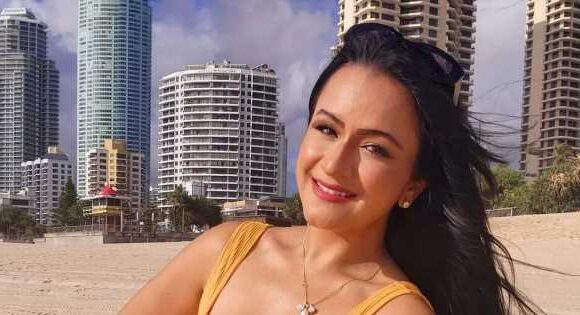 I make hundreds a month renting out one side of my bed – even my ex has stayed