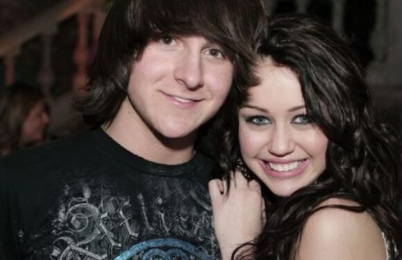 Iconic Hannah Montana star arrested for ‘stealing bag of crisps’ as mugshot is released