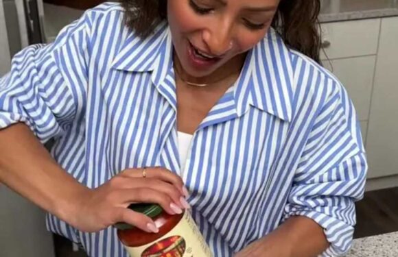 I'm a foodie and my easy hack will open tight jars in no time – you won't break your wrists either | The Sun