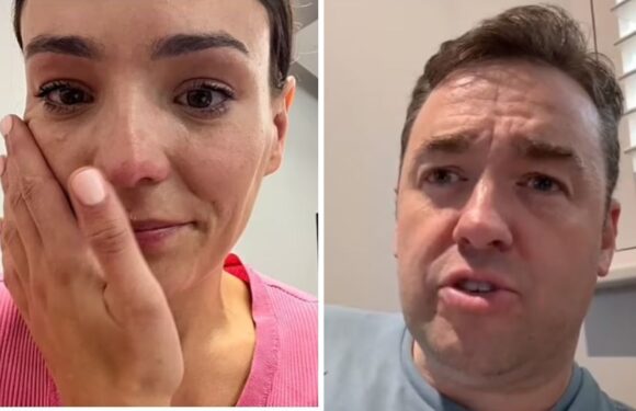 Jason Manford and Dara OBriain comfort actress after one person attends show