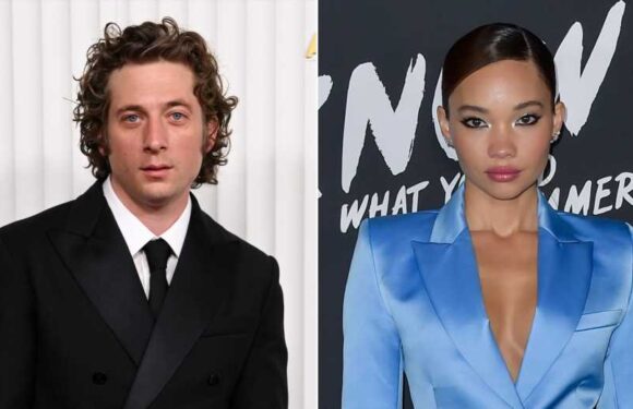 Jeremy Allen White Packs on PDA With Ashley Moore Amid Divorce
